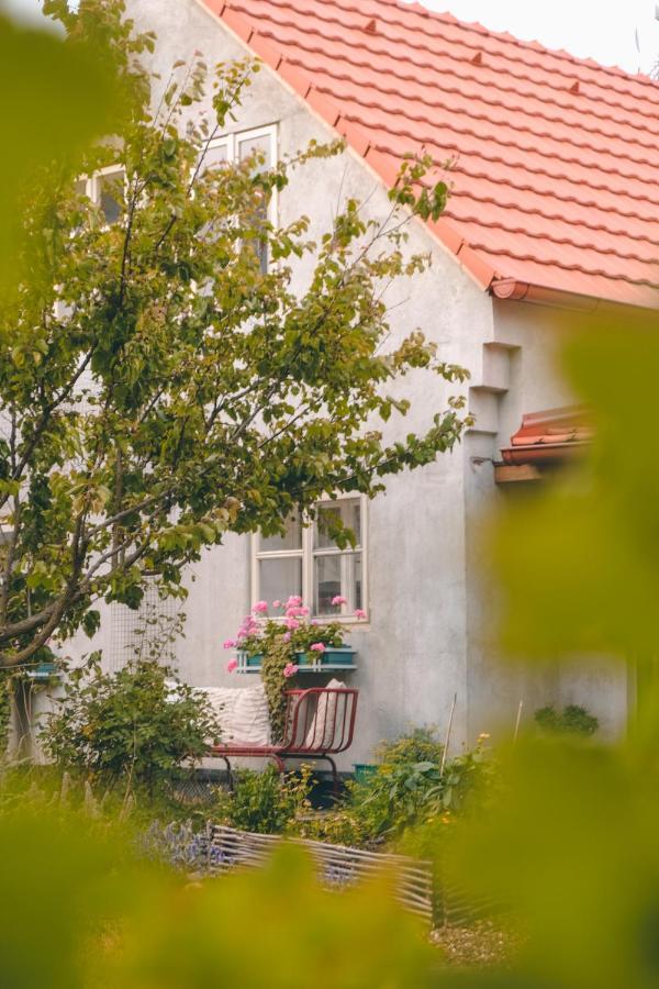 Villa Domecek Na Kvetinovem Statku Zdice Exterior foto